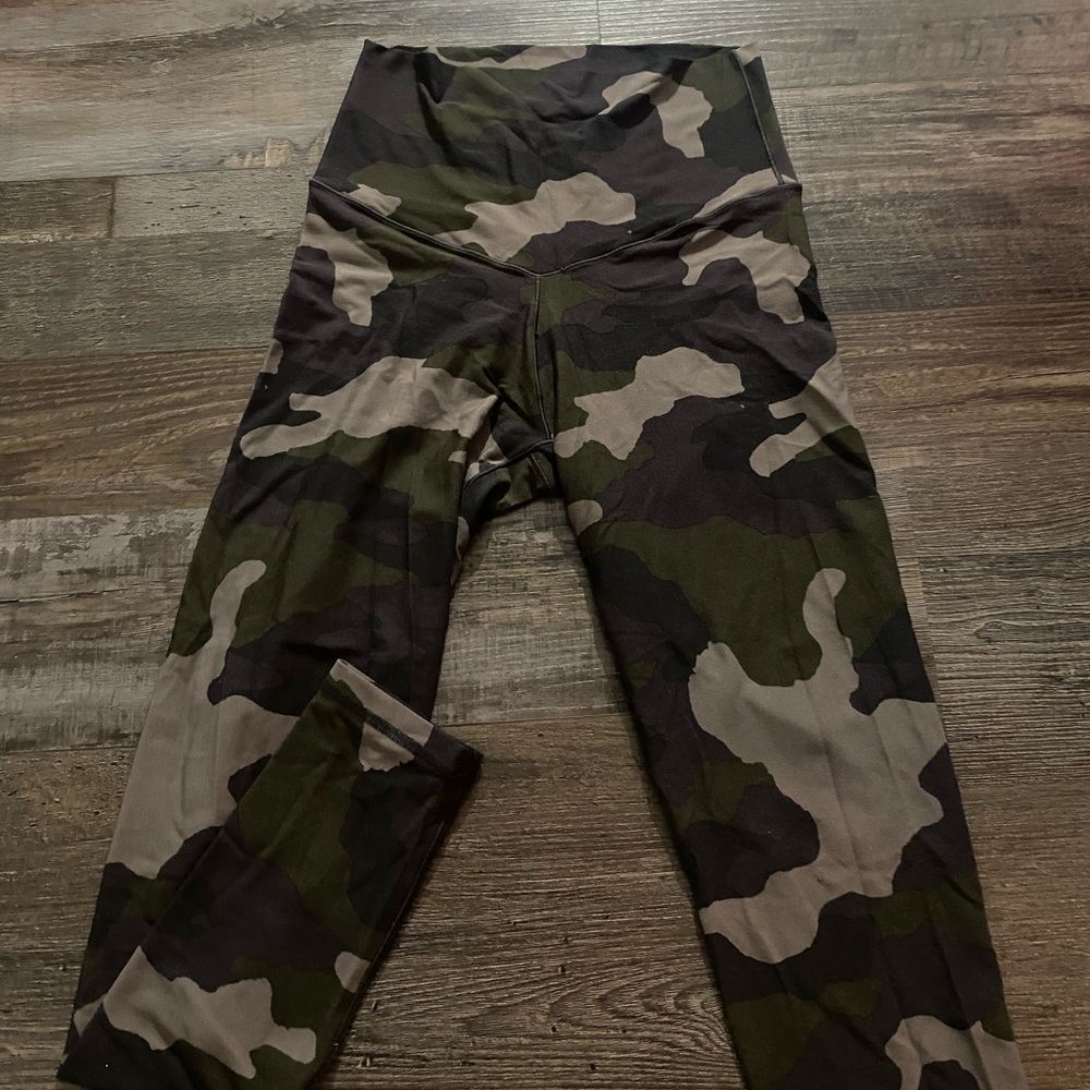 Aerie camo leggings